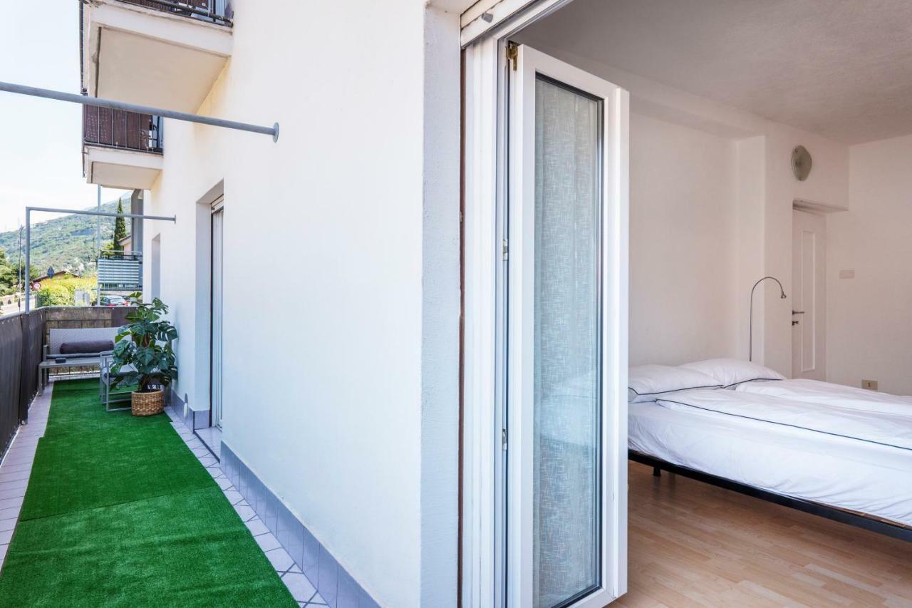 Apartmán Sun Torbole Sul Garda Exteriér fotografie